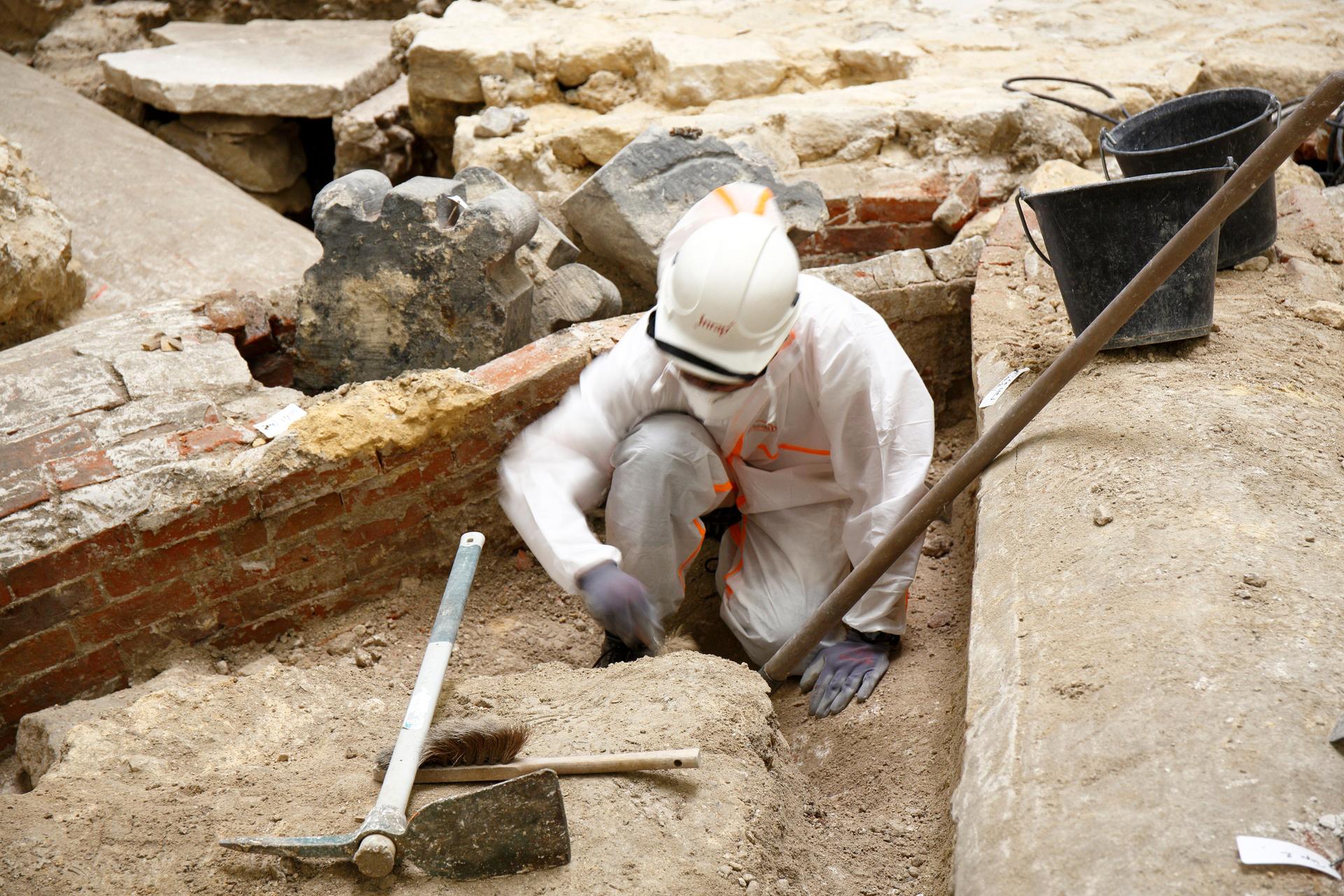 Photo archeologue 1.jpg