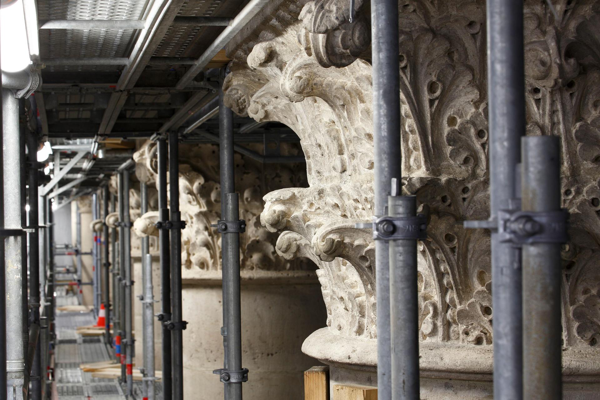 Restaurateur de sculpture 3.jpg